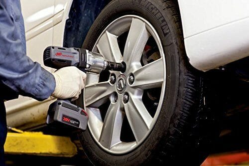 Use of keys in automobiles Use of keys in automobiles