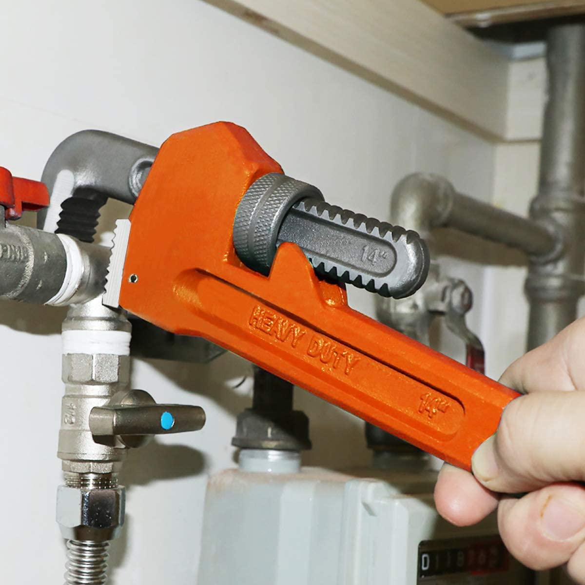 Best Pipe Wrenches 2021 [ Top Picks & Buyer’s Guide]